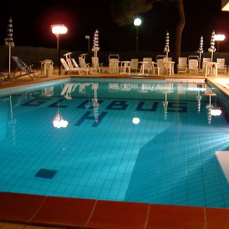 Hotel Globus Чезенатико Экстерьер фото